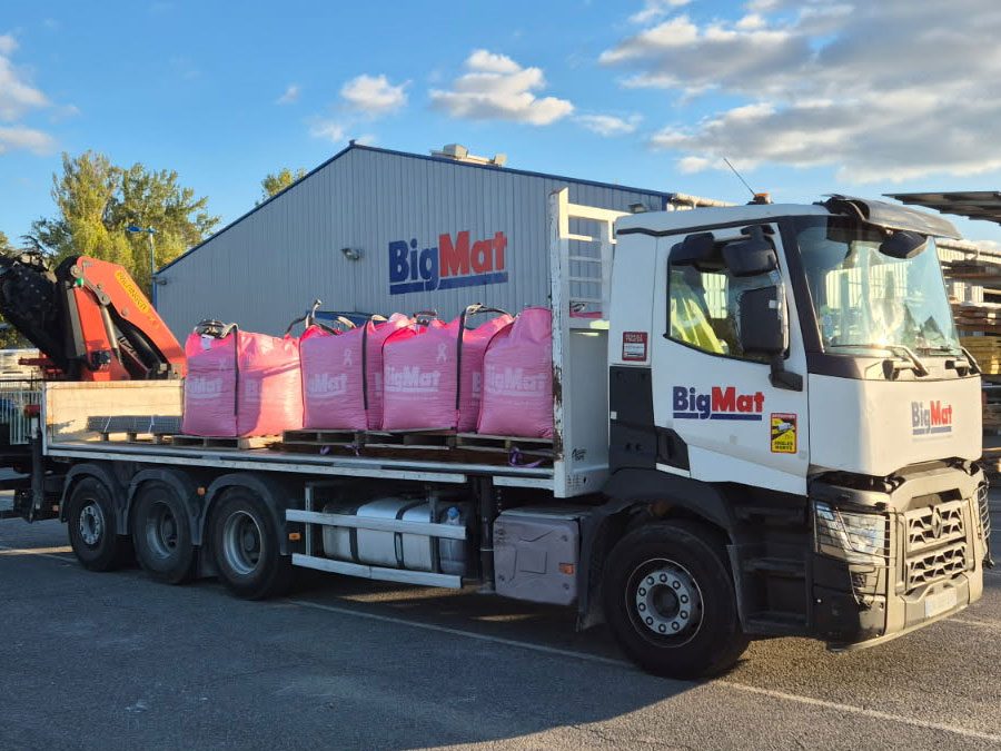Opération BigBags rose pour Octobre rose : BigMat engagé à soutenir la recherche.